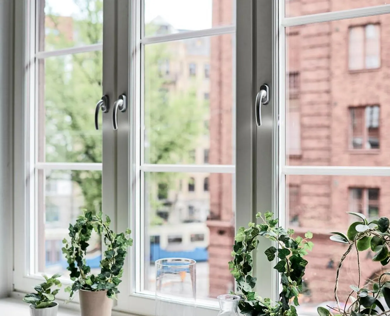 Ow, By A&J - Familj & Bilen & Hunden - Liseberg & Avenyn! Bed & Breakfast Gothenburg