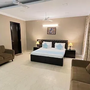 Abode Residency Safdarjung Enclave Near U S Embassy Delhi 3*, New Delhi India
