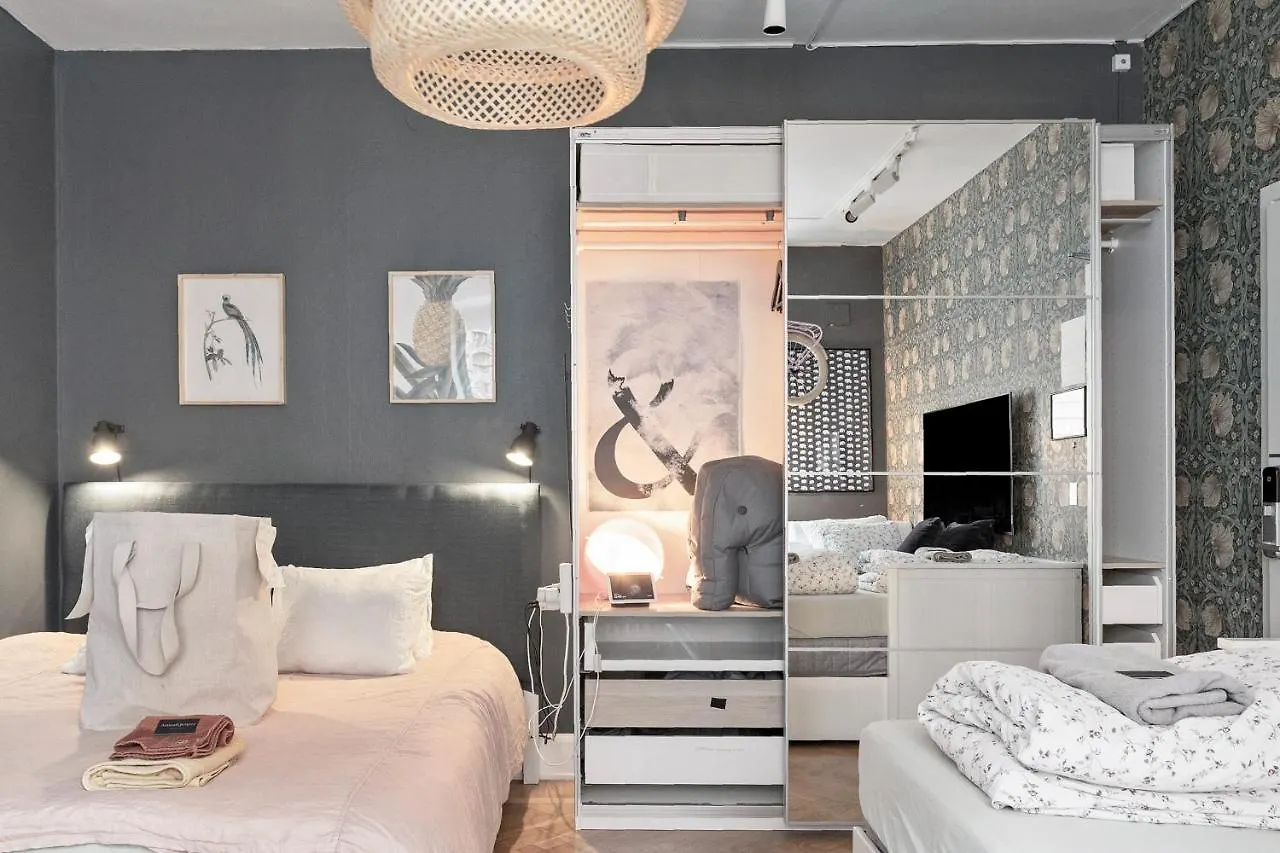 Bed & Breakfast Ow, By A&J Bed and Breakfast Göteborg